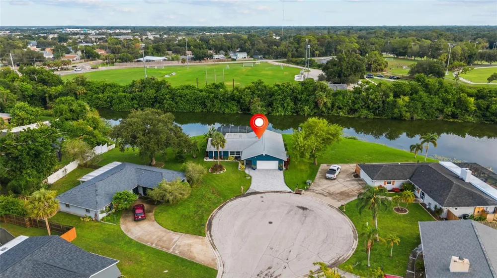 1401 GEORGETOWNE DRIVE Sarasota, FL 34232