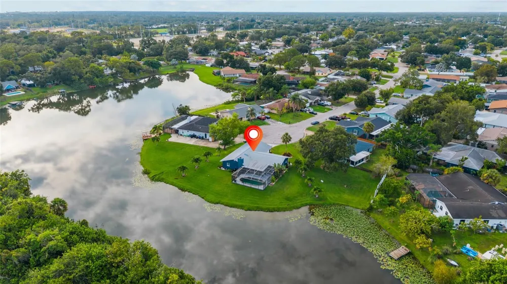 1401 GEORGETOWNE DRIVE Sarasota, FL 34232