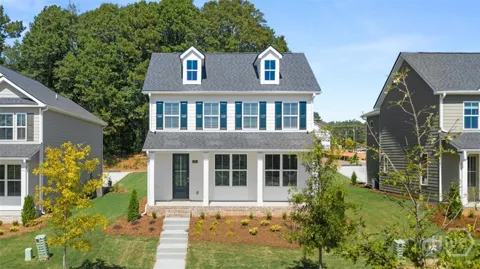 918 Stow Lane