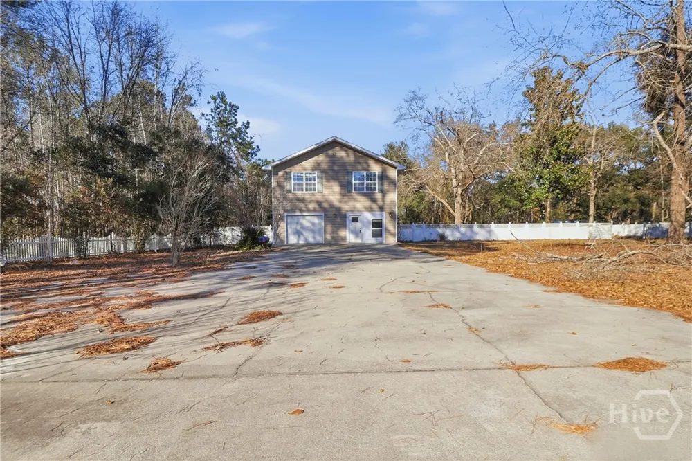 375 Pine Needle Drive Ellabell, GA 31308