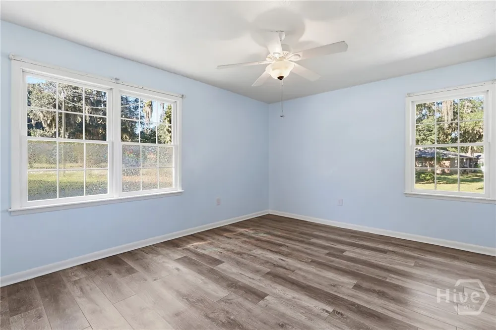 1613 Lake Drive Midway, GA 31320