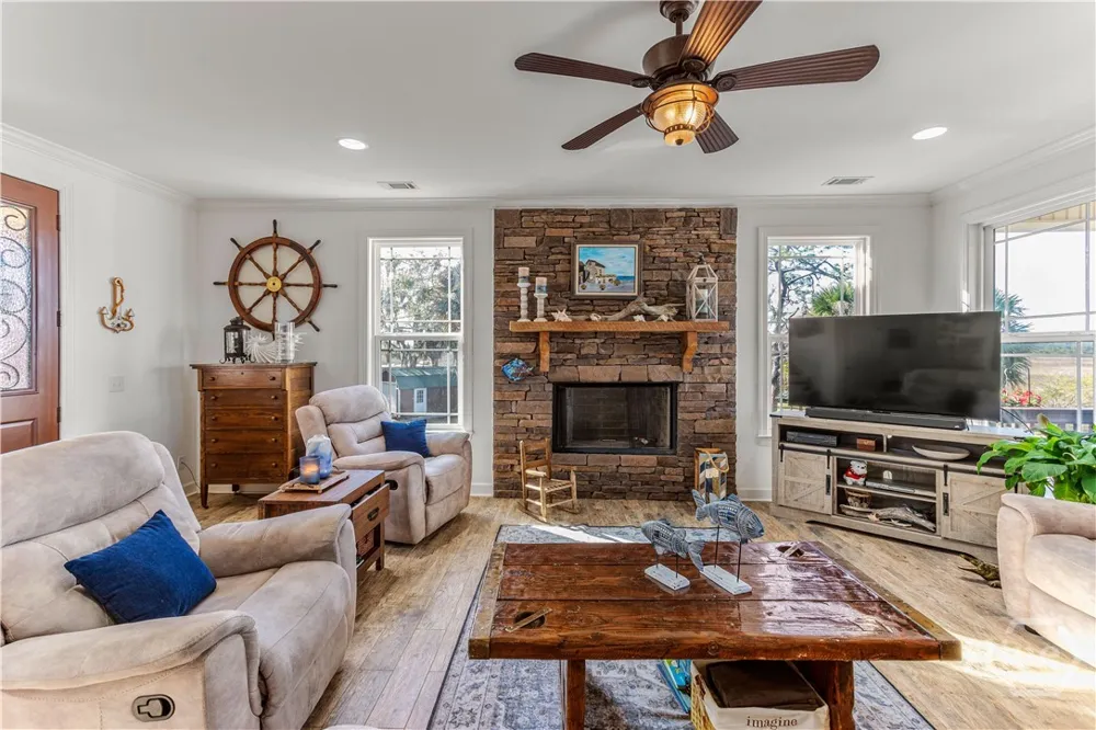 193 Circle Drive Midway, GA 31320