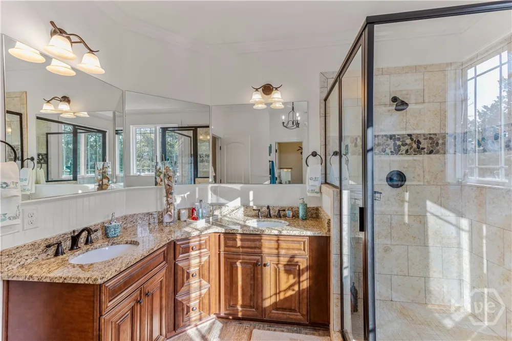 193 Circle Drive Midway, GA 31320