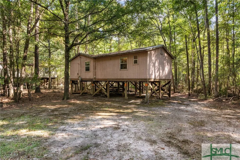 628 Riverside Drive Claxton, GA 30417
