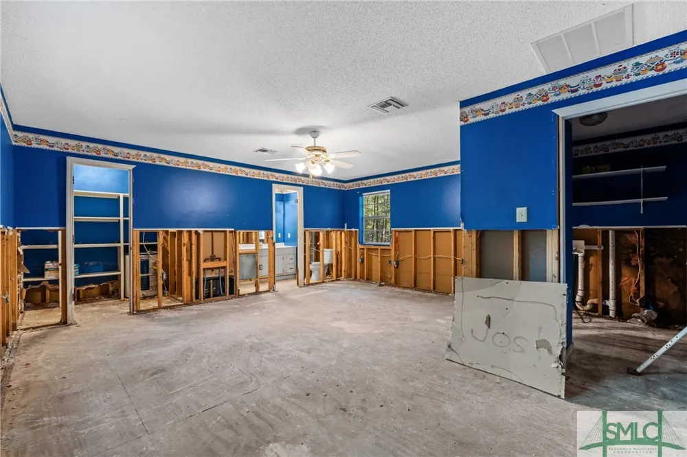 628 Riverside Drive Claxton, GA 30417