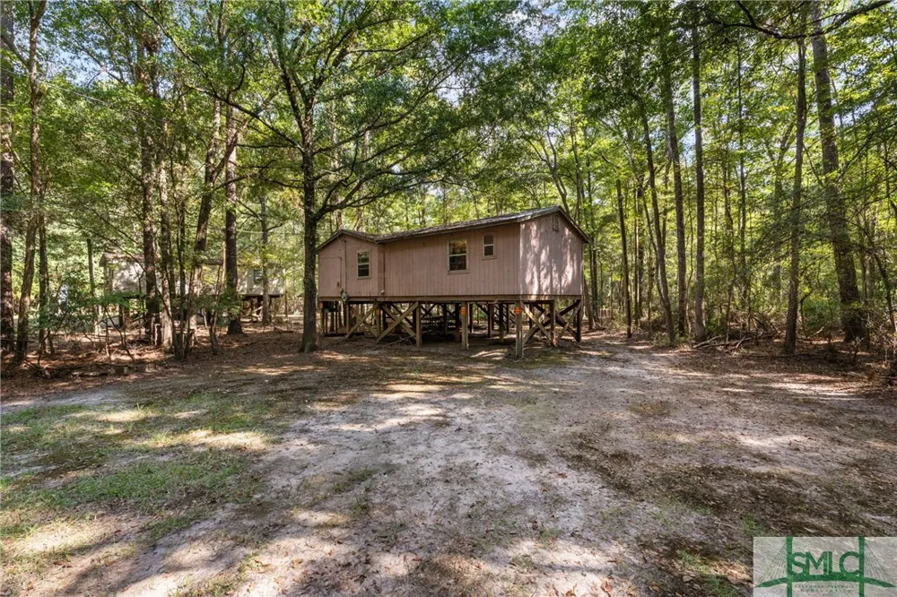 628 Riverside Drive Claxton, GA 30417