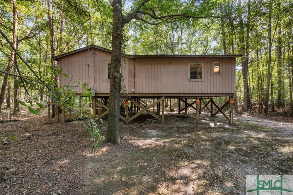 628 Riverside Drive Claxton, GA 30417