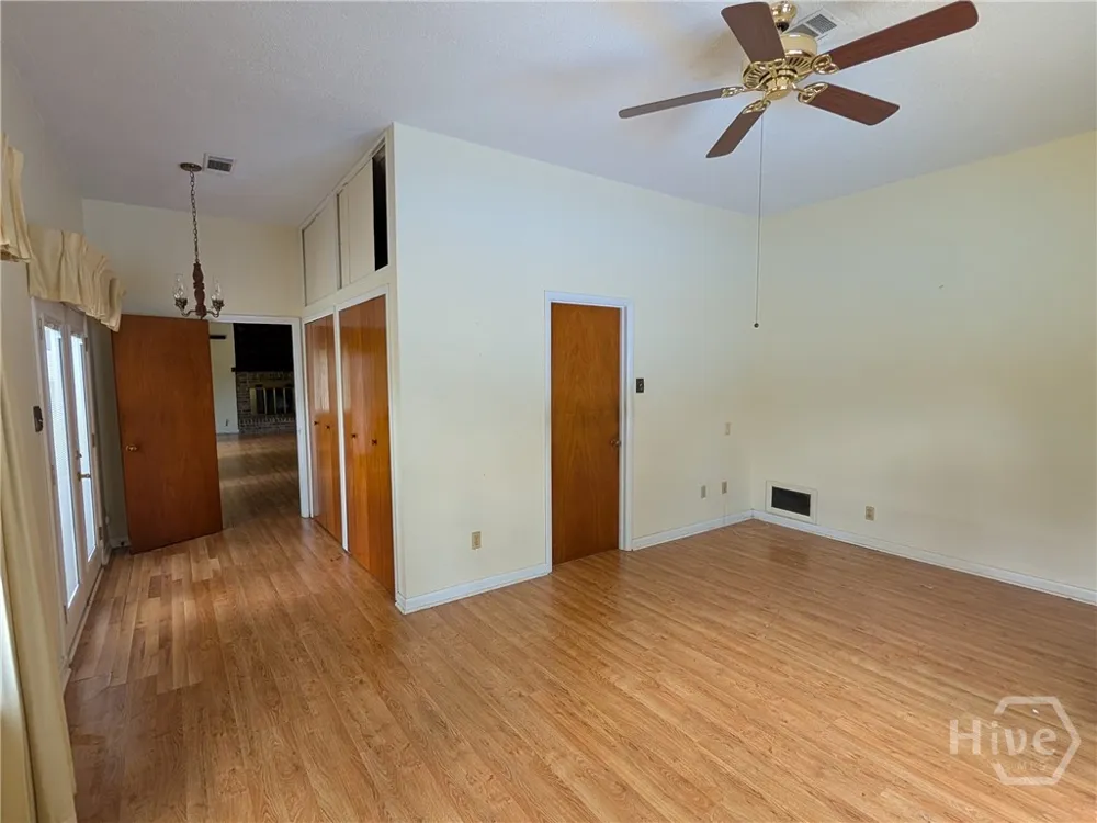 642 Island Drive Midway, GA 31320