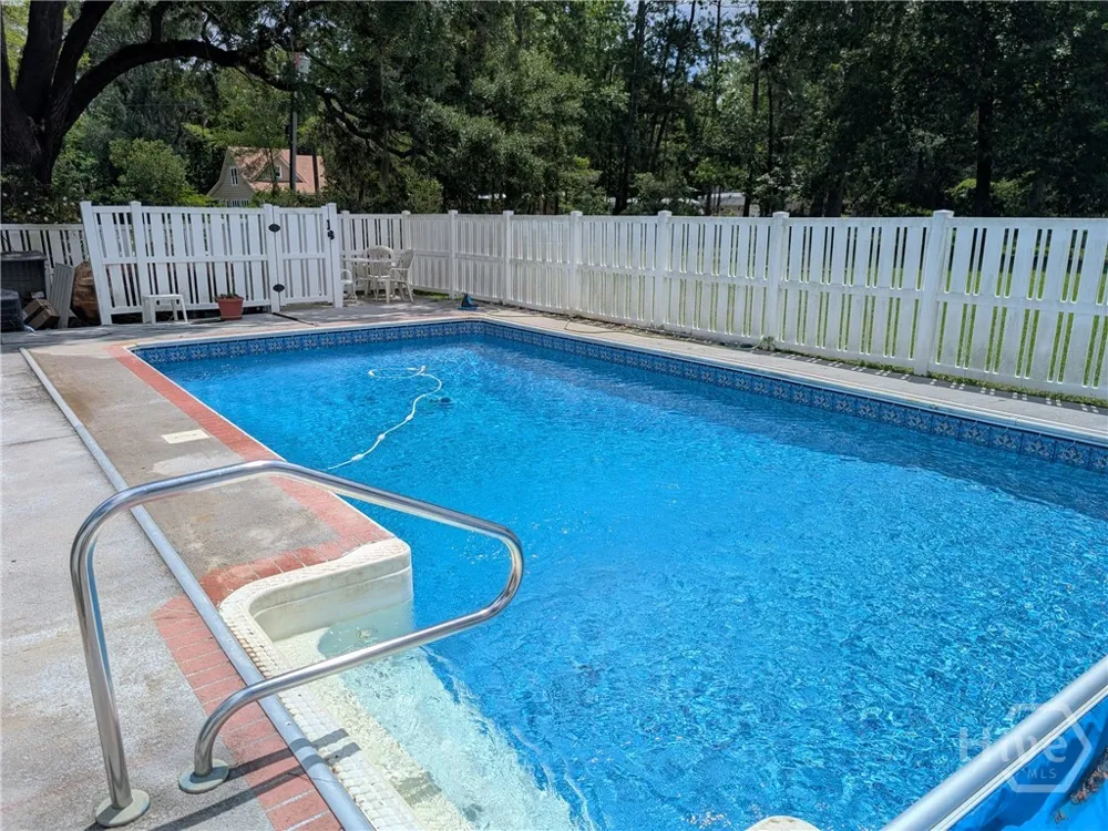 642 Island Drive Midway, GA 31320