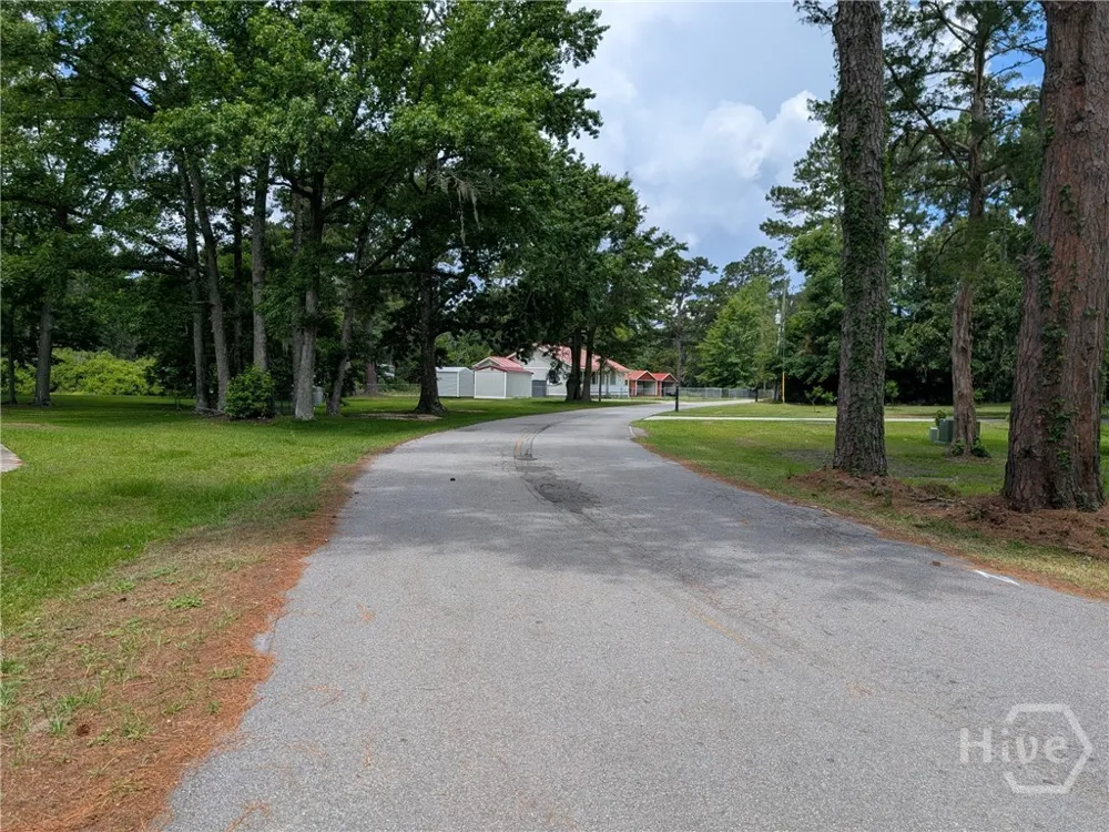642 Island Drive Midway, GA 31320