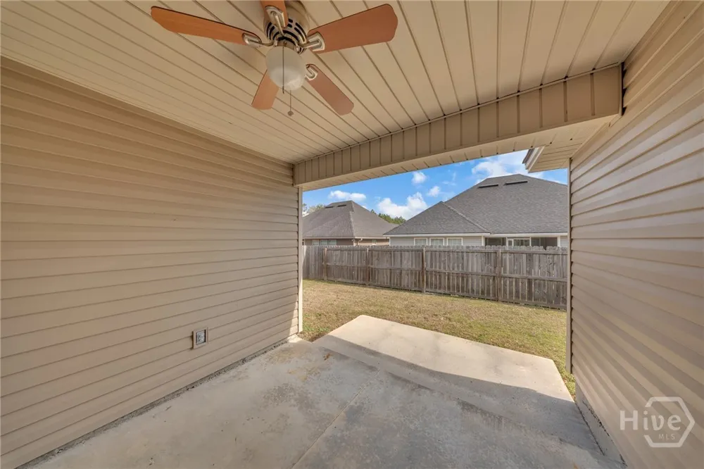 4248 Shadow Garden Hahira, GA 31632