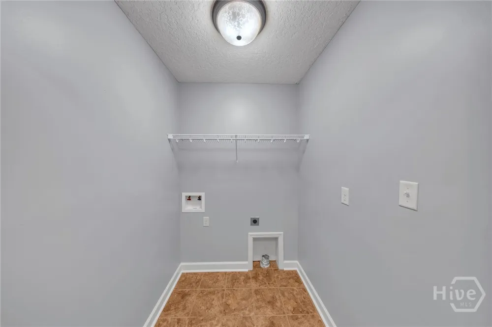 4248 Shadow Garden Hahira, GA 31632