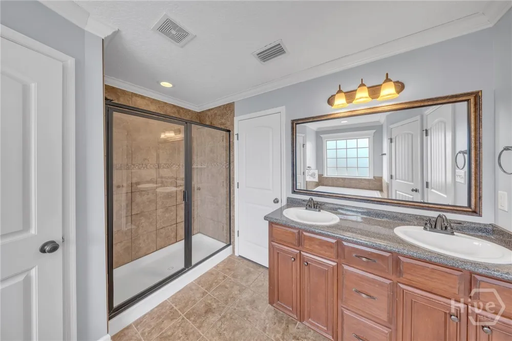 4248 Shadow Garden Hahira, GA 31632