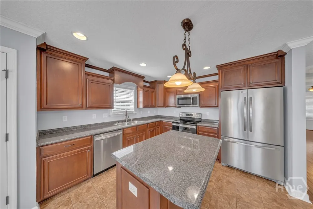 4248 Shadow Garden Hahira, GA 31632