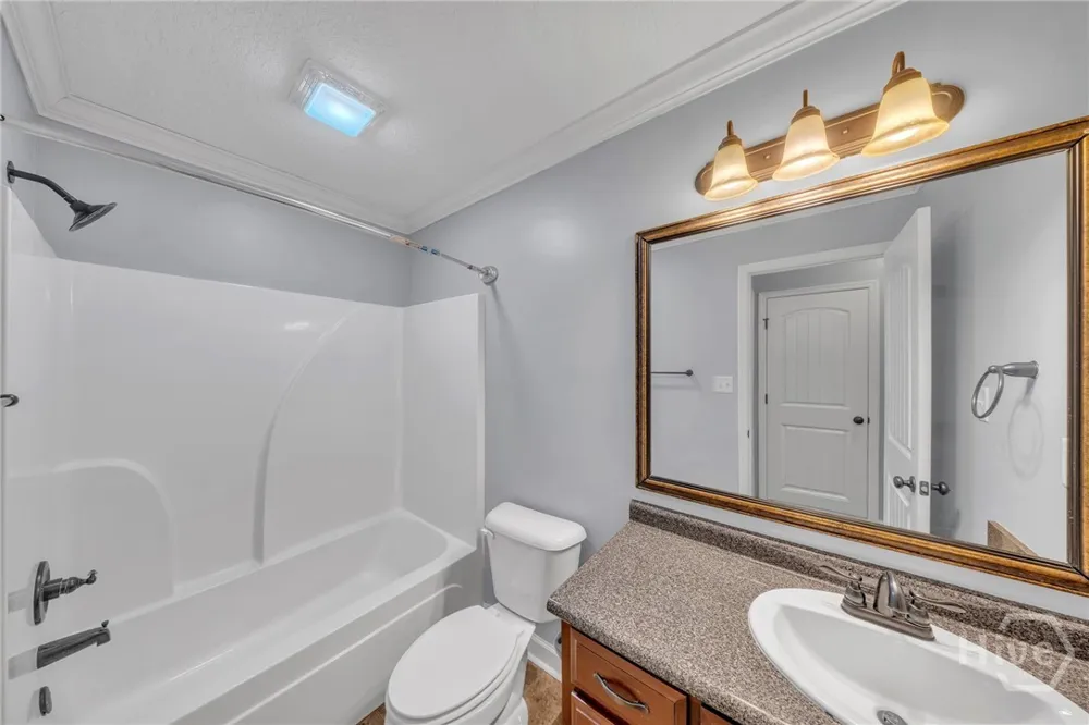 4248 Shadow Garden Hahira, GA 31632