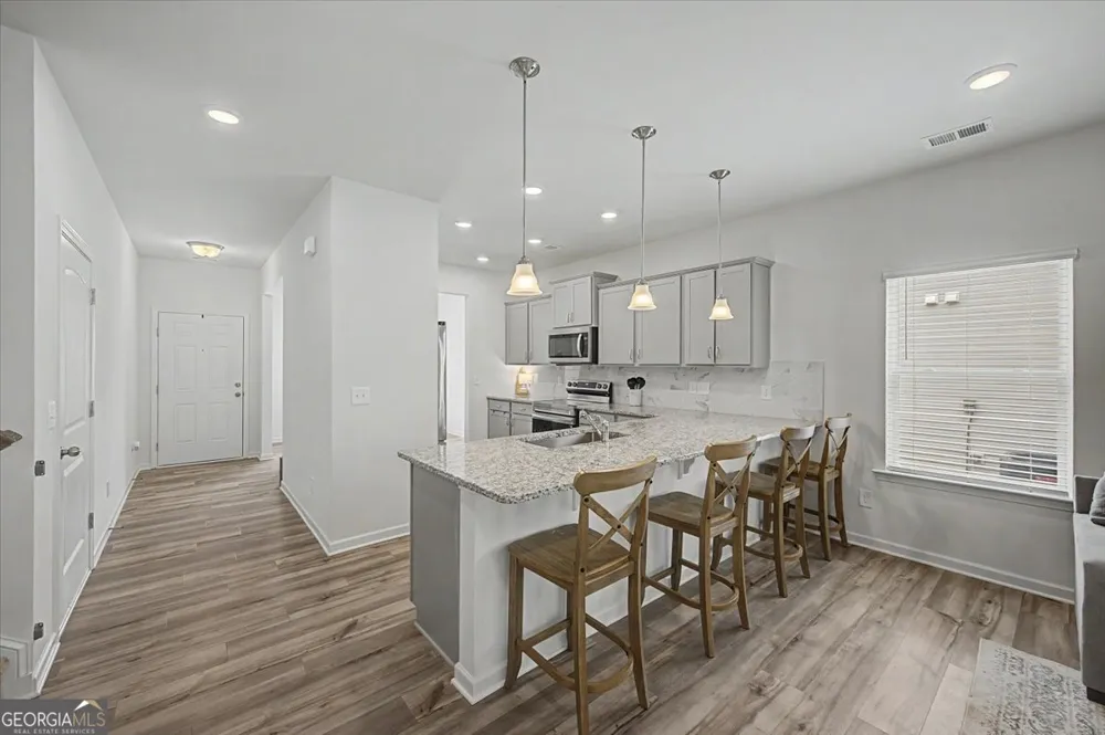 103 Sycamore LN Calhoun, GA 30701