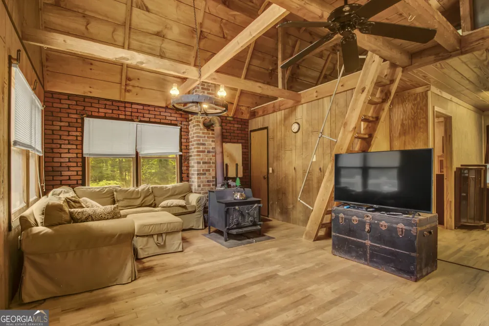265 Holly Hill RD Suches, GA 30572