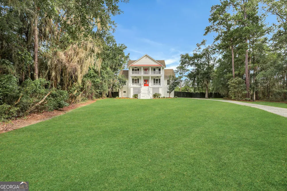 447 Sterling Woods DR Richmond Hill, GA 31324