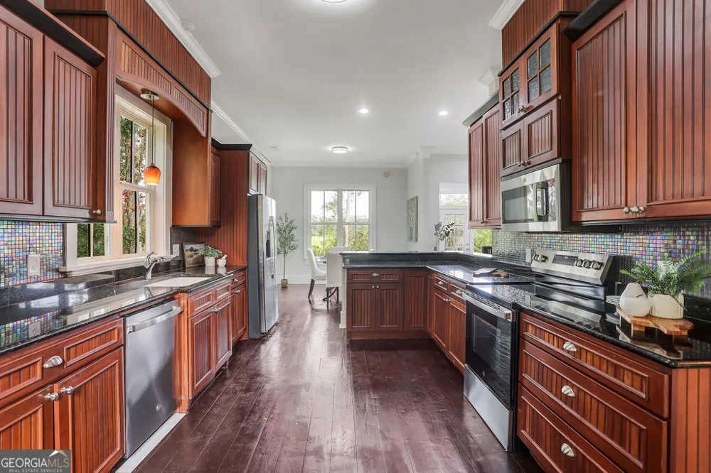 447 Sterling Woods DR Richmond Hill, GA 31324