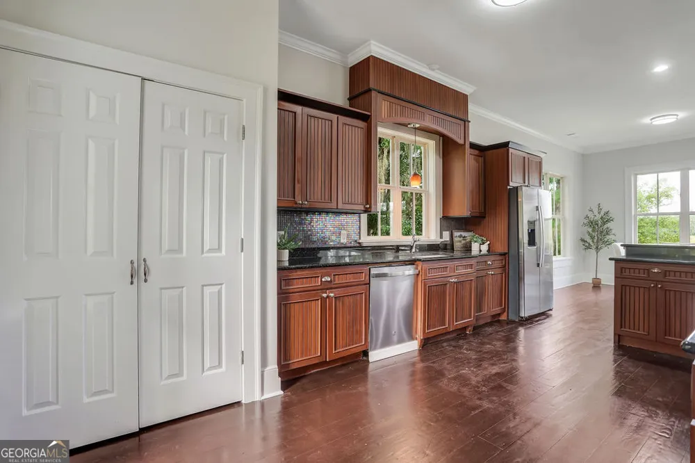 447 Sterling Woods DR Richmond Hill, GA 31324