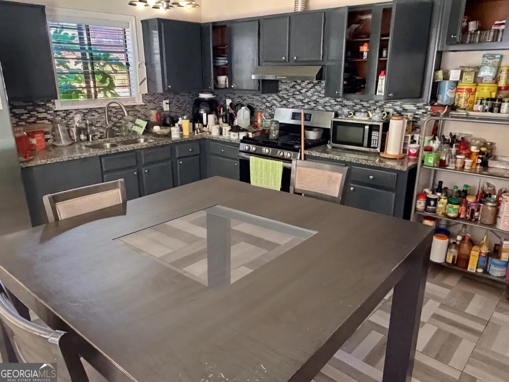 5687 Pine Meadows CT Morrow, GA 30260