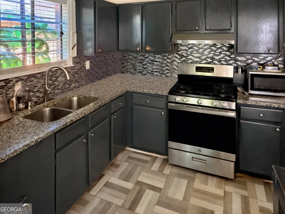 5687 Pine Meadows CT Morrow, GA 30260