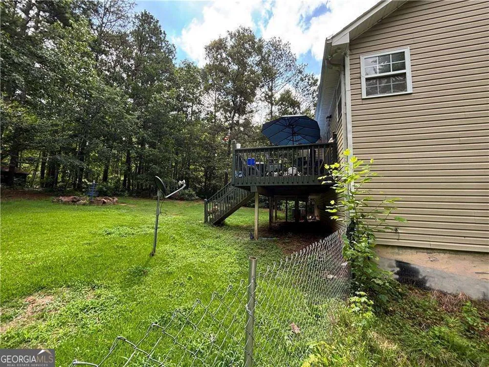 115 Greatwood DR White, GA 30184