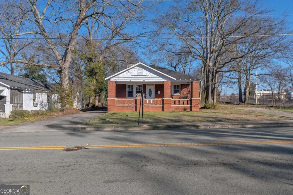 2882 Church ST East Point, GA 30344