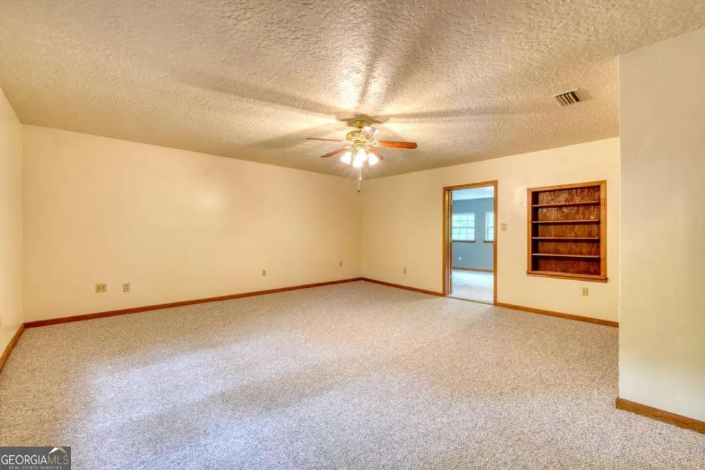 1066 Ridge RD Hiawassee, GA 30546