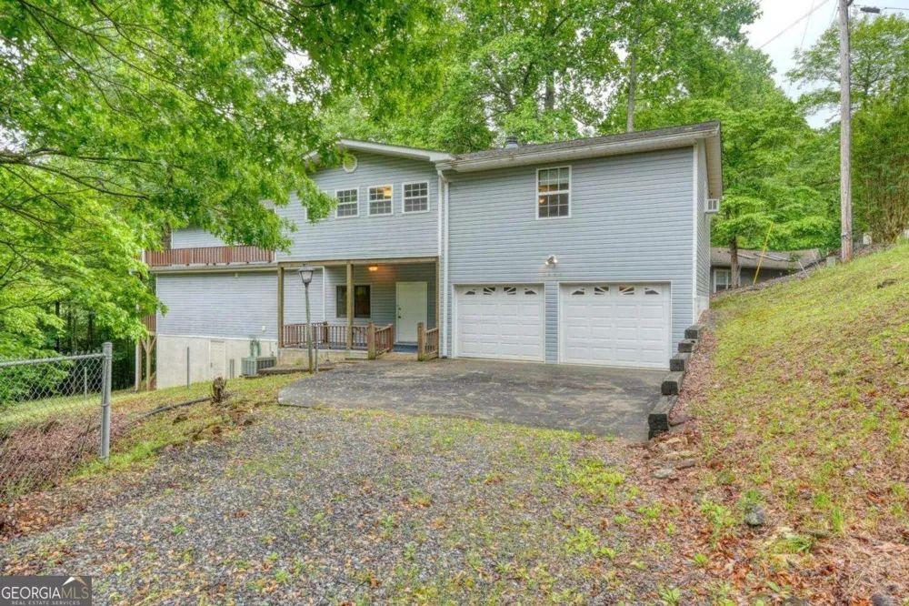 1066 Ridge RD Hiawassee, GA 30546
