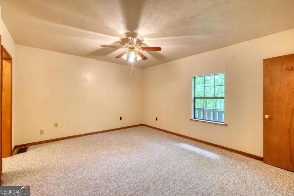 1066 Ridge RD Hiawassee, GA 30546
