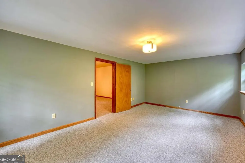 1066 Ridge RD Hiawassee, GA 30546