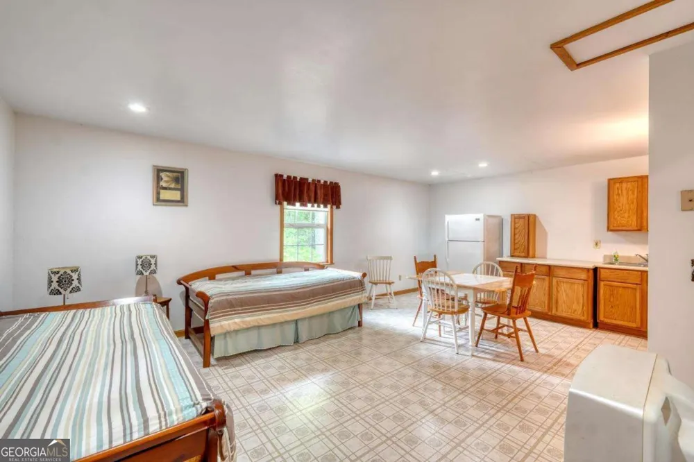 1066 Ridge RD Hiawassee, GA 30546
