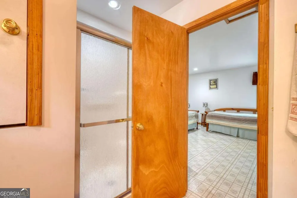 1066 Ridge RD Hiawassee, GA 30546