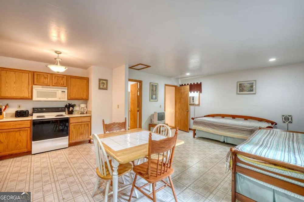 1066 Ridge RD Hiawassee, GA 30546