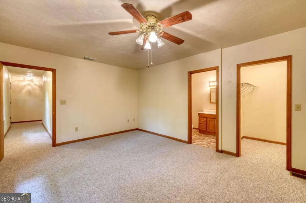1066 Ridge RD Hiawassee, GA 30546