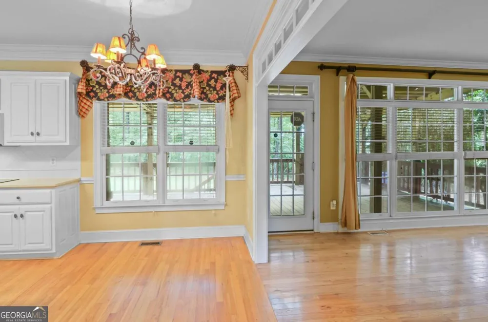 1091 Glenwood LN Bogart, GA 30622