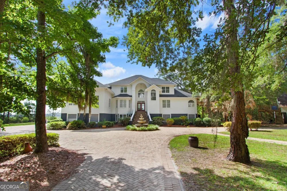 1854 Union Carbide RD Woodbine, GA 31569