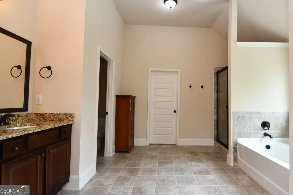 1140 Riverhill DR Bishop, GA 30621