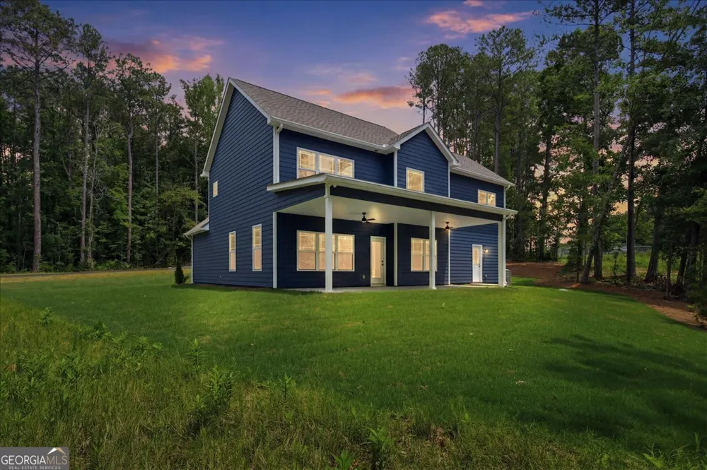 2470 Fischer RD Sharpsburg, GA 30277