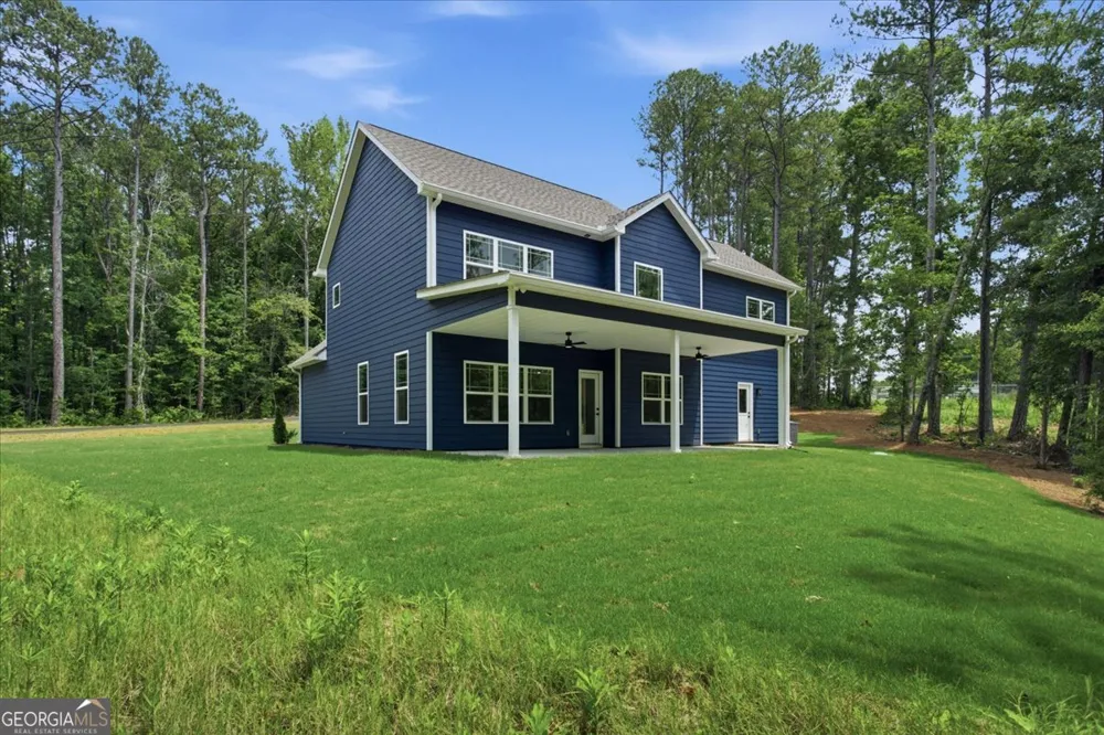2470 Fischer RD Sharpsburg, GA 30277