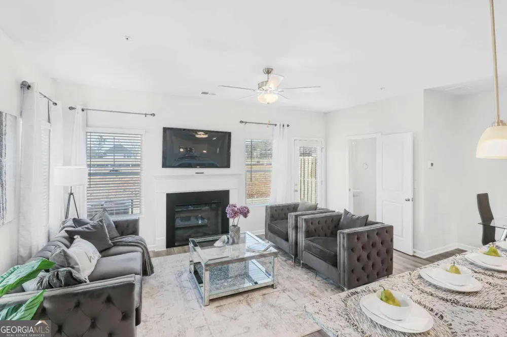 94 Vickers Point DR Fairburn, GA 30213