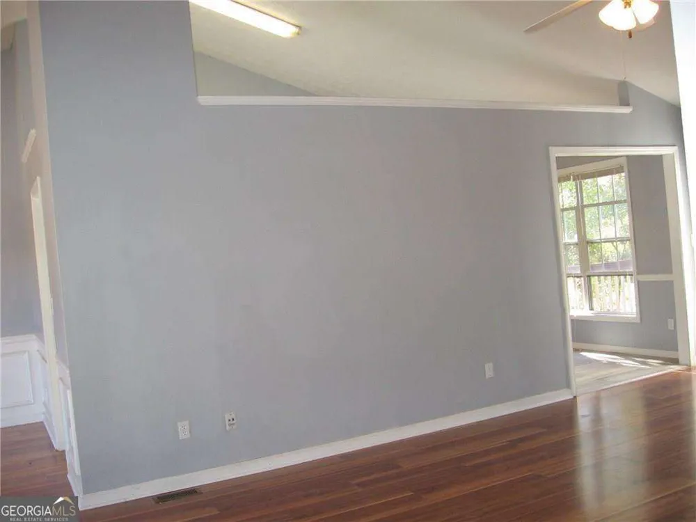 1158 Olde Hinge WAY Snellville, GA 30078