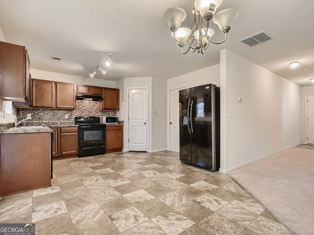 2352 Creel RD South Fulton, GA 30349