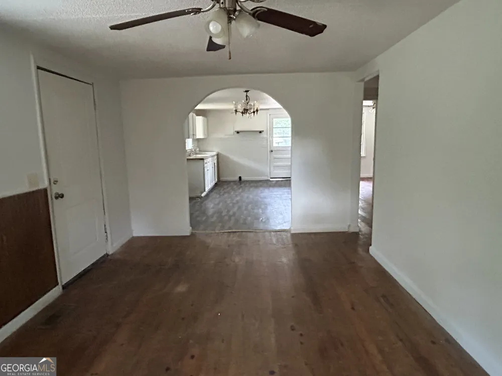 1533 Joy Bluff RD Reidsville, GA 30453