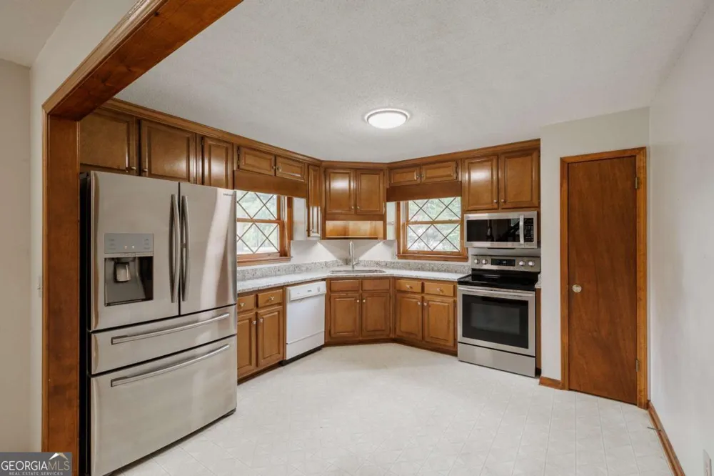 1967 Calhoun Falls HWY Elberton, GA 30635