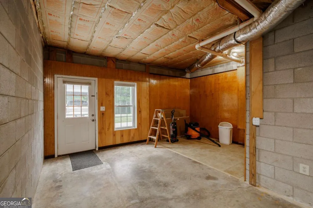 1967 Calhoun Falls HWY Elberton, GA 30635