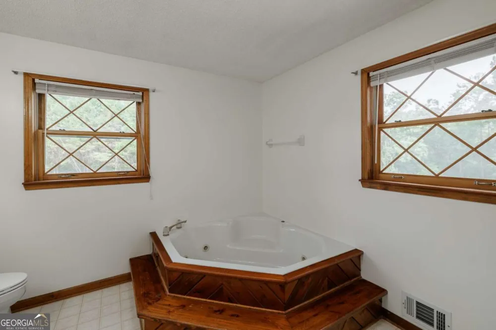 1967 Calhoun Falls HWY Elberton, GA 30635