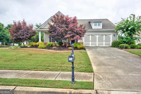 305 Victory CIR