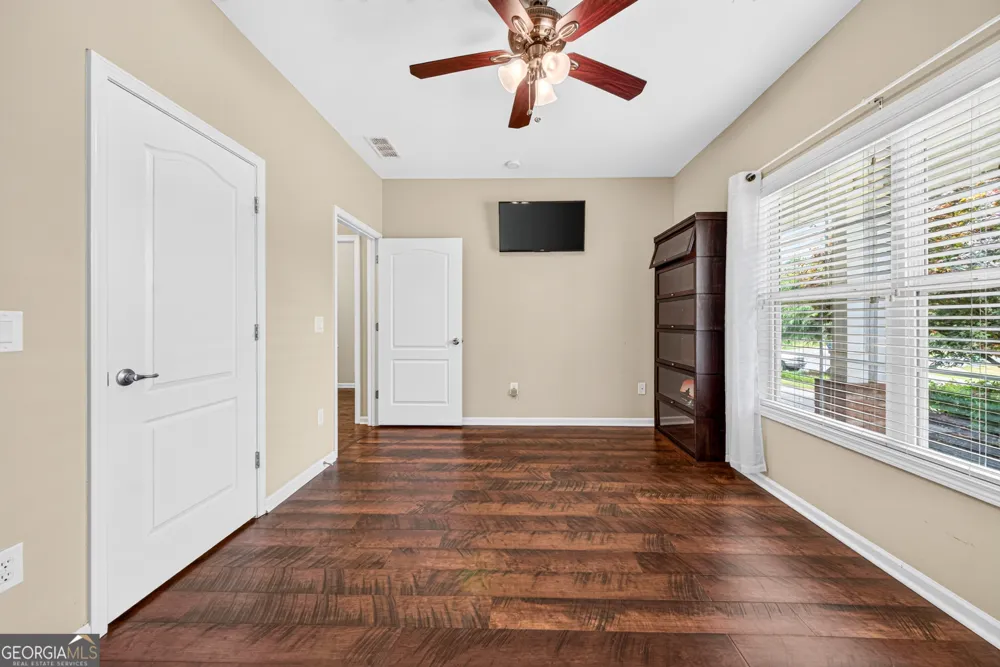 305 Victory CIR Commerce, GA 30529